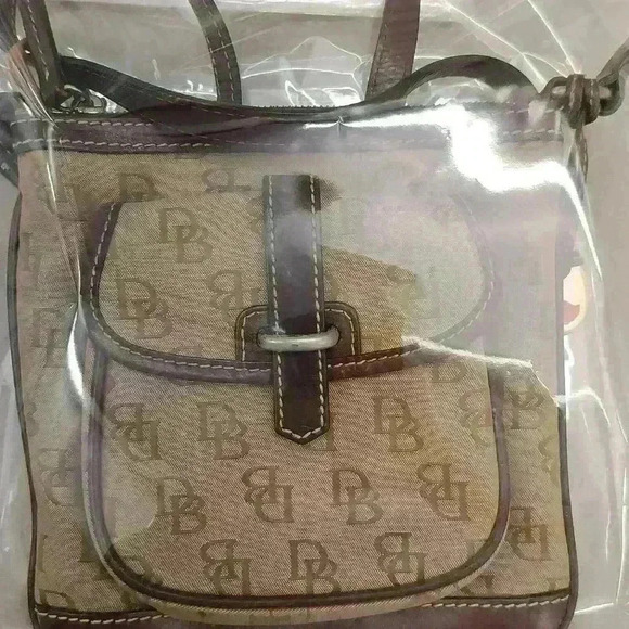 Dooney and Bourke crossbody purse(small)..Vintage - Picture 14 of 15